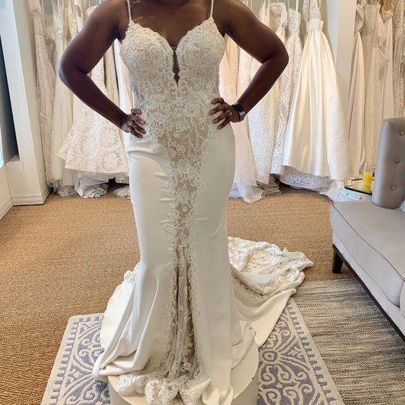 Martina Liana Wedding dress - Picture 2 of 4